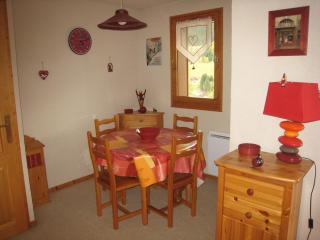 Duplex confortable 6 pers avec parking à La Clusaz - FR-1-459-78 - 8