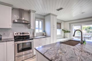 Walk to Beach Condo with Deck in Indian Shores - Clearwater Beach - 2