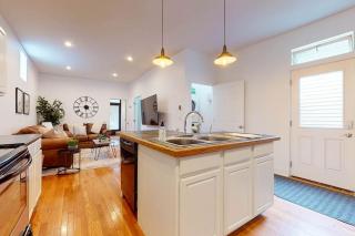Private Home-Backyard-Parking Near Nulu Downtown - Louisville - 6