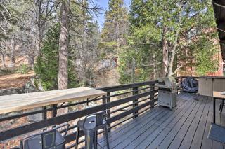 Modern Cabin w/ Game Room & Deck, Near Skiing - 8