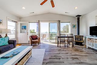 Harbor View on Chapman - 1