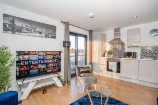 NEW Stunning Rooftop Terrace Flat-Town Centre - 8