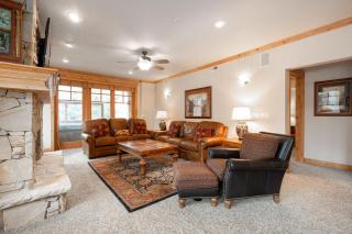 TOWN POINTE C201 condo - 9