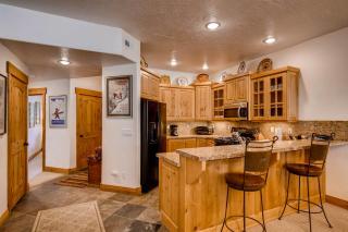 TOWN POINTE C302 condo - Park City - 5