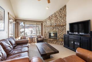 SNOW FLOWER 076 condo - 0