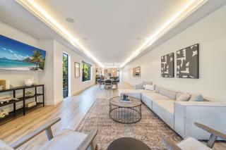 BEDFORD VILLA 6BEDROOMS - BEST LOCATION - Los Angeles - 0