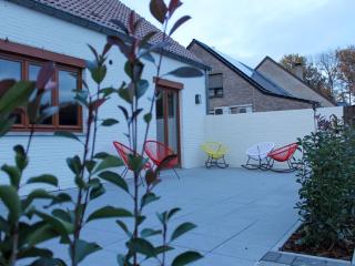Attractive bungalow with fenced garden - Lanaken - 3