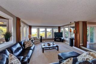 Arbutus Hill - Victoria - 2