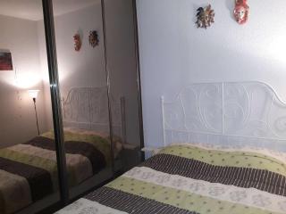 Appartement T2 Cabine avec Grande Terrasse, Parking Privé, à 200m de la Plage - Valras-Plage - FR-1-701-22 - Valras-Plage - 3