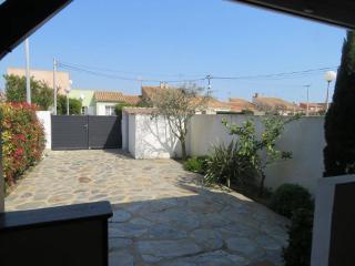 Maison avec Terrasse, BBQ, Cour, 700m Plage, 3 Pièces, 6 Personnes - FR-1-701-11 - Vendres - 0