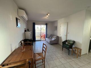 Appartement T3 avec Piscine, Clim, Terrasse, Parking Privé – À 600m de la Plage, 6 Pers. - FR-1-701-14 - Valras-Plage - 6