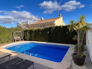 Belvilla by OYO Villa Cuidad Quesada - Ciudad Quesada - 5