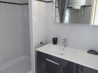 Appartement 2 pièces avec mezzanine et parking privé, animaux admis - FR-1-326-405 - Marseillan - 4