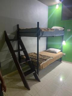 PACA'S Reggae Bar & Hostel - Ambat - 9