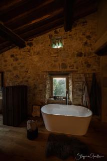 diVO Little Boutique Home - 9