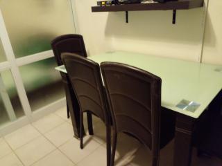 Condo with Free Swimming Pool & Viewing Deck - Tagaytay - 3