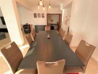 Sintra T3 duplex w magnificent views and balcony in Tapada das Mercês - 1