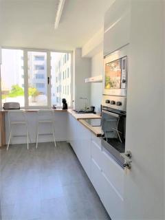 Madeira, 3 bedroom apartment with ocean views in Funchal - 1