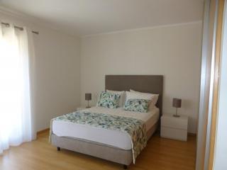 Algarve T2 apartment with pool and balcony in Olhão - 1