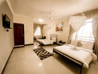 M Hotel - 0