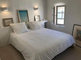 VILLAGE - DUPLEX lumineux avec vue magnifique sur les toits - Saint-Tropez - 2