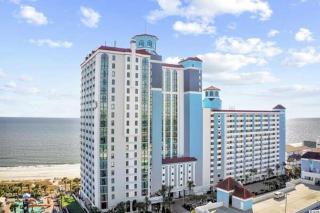 Immaculate Ocean Front Condo With Fireplace! 1BR King Suite - Sleeps 6! - Caribbean Resort 427 - Myrtle Beach - 8