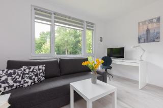 Pet-friendly Studio Apartment Batorego Warsaw by Noclegi Renters - Warsaw - 0