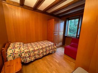 Santi’s Apartment - 1