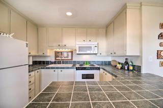 Gulf Shores Rental with Large Porch - Walk to Beach - 2