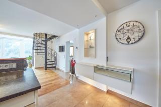 Marys Holiday Penthouse - 6