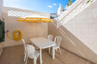 Private 2 Bed Apartment in Albufeira Old Town - 4