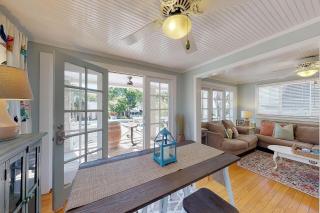 Cast-A-Waves - 1107 Ocean Blvd - 6