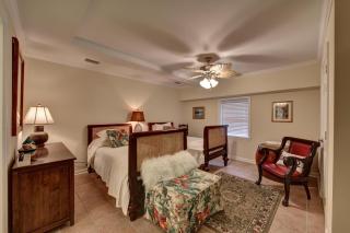 Ciao Bella - 4215 Tenth Street East - Saint Simons Island - 2