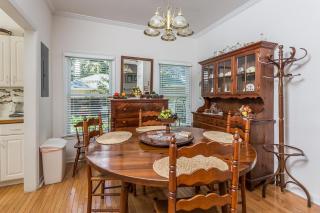 Little Gingerbread Cabin - 110 Jordan Lane - Mallory Park - 7