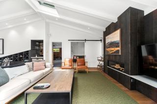 Lavish at the Lake - Taupo - 5