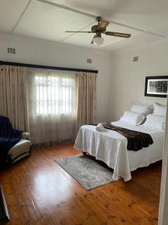 Repose Guest house! - King Williamʼs Town - 5