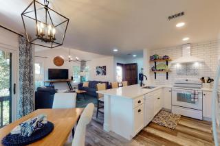 Harbour Oaks, Unit 214 - 0