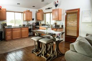 Chick-Ranch Guest House - 2