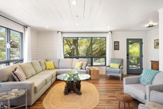 Three Oaks Beach Cottage - 2215 Bruce Drive - Saint Simons Island - 3