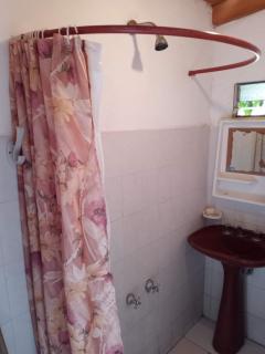 Habitación y dptos 1 y 2 amb con estacionamiento cerca del mar - Mar de Ajó - 8