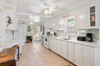 Byrd's Nest - 1107 Beachview Drive - 5