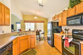 Pool and Hot Tub Resort-Style Davenport Villa - Davenport - 4