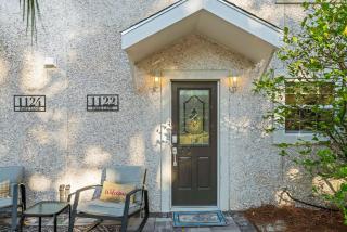 Sunny Dayz - Unit A, 1122 Park - 3