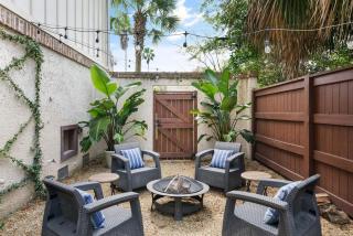 Walk'n on Sunshine - 19 Hendrix Walk - 3