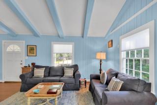 Happy Cottage - 504 Sea Breeze Dr - Demere Park - 7