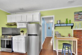 Happy Cottage - 504 Sea Breeze Dr - Demere Park - 4