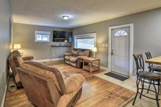Mullens Cabin with Gas Grill and Mountain Views! - 7