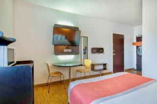 Motel 6-Eagle Pass, TX - Lakeside - 1