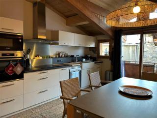 Charmante maison de village rénovée 4 pièces, 3 niveaux, 80m², 6 pers, à St Marcel, proche pistes ski. - FR-1-452-381 - Saint-Marcel - 7