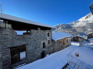 Charmante maison de village rénovée 4 pièces, 3 niveaux, 80m², 6 pers, à St Marcel, proche pistes ski. - FR-1-452-381 - Saint-Marcel - 9